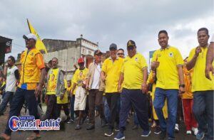 Syukuran HUT Partai Golkar ke-58 di Bintuni, Ribuan Masyarakat Antusias Jalan Santai